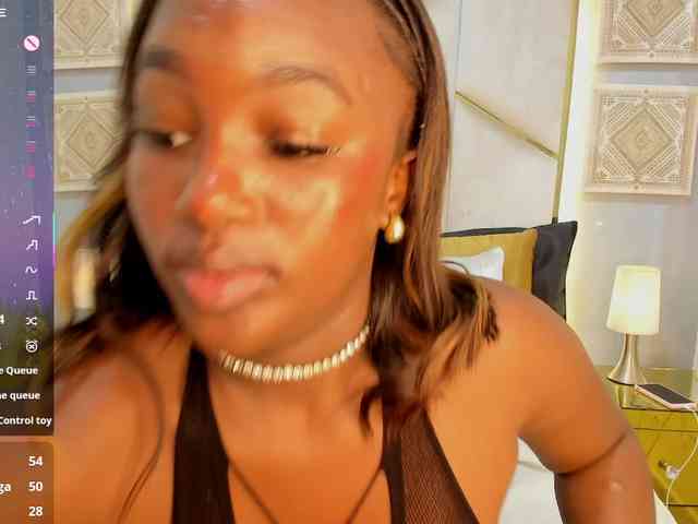 MissMahalaa webcam