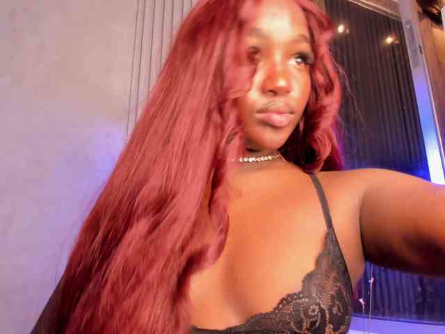 MissMahalaa webcam