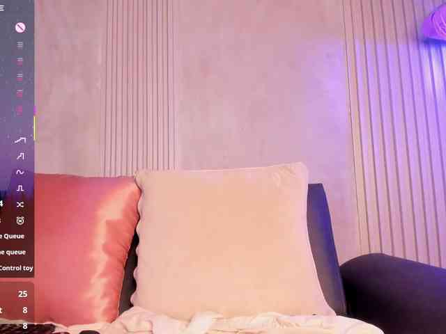 MissMahalaa webcam