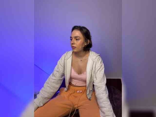 Milana_22 webcam