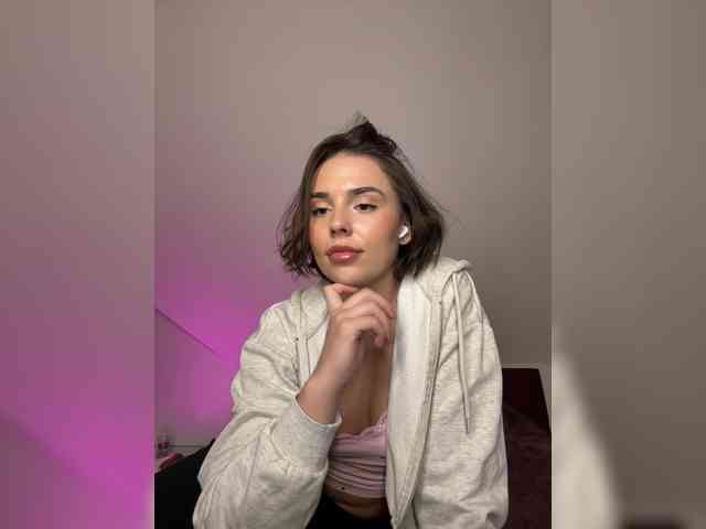 Milana_22 webcam