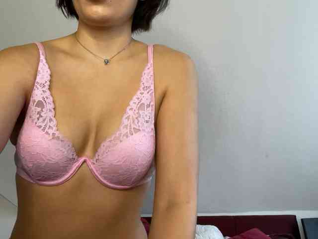 Milana_22 webcam