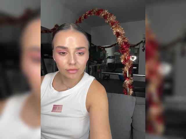 milan-pornstar webcam