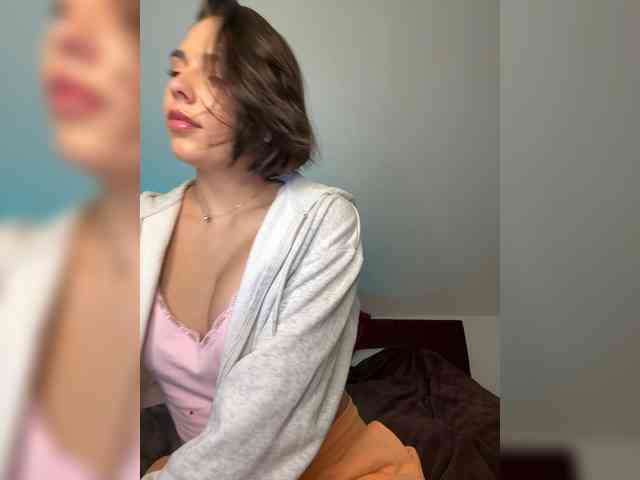 Milana_22 webcam