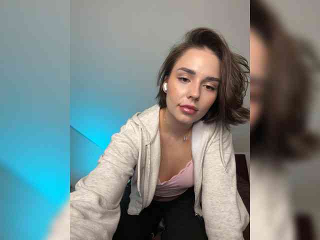 Milana_22 webcam