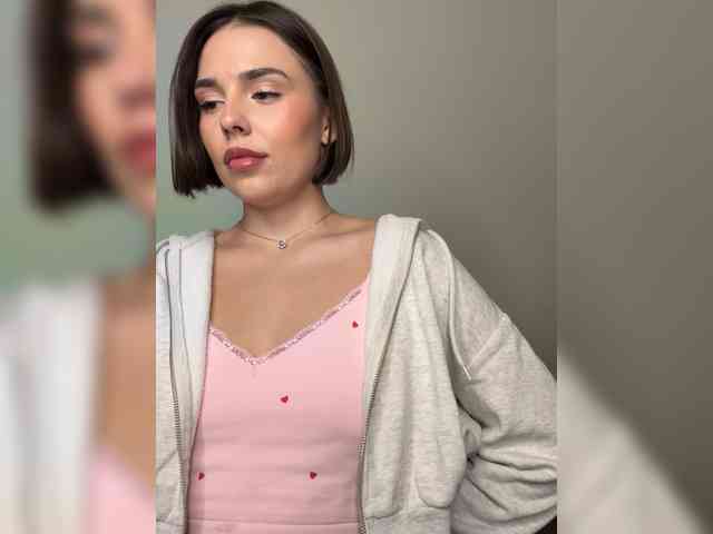 milan-pornstar Live Webcam on BongaCams