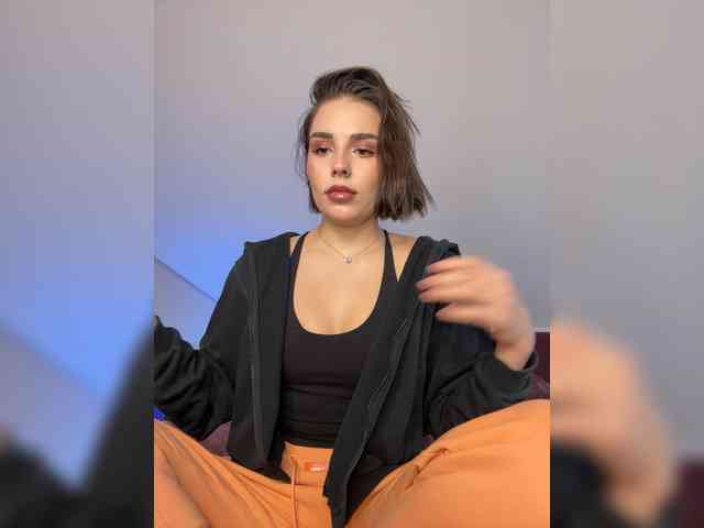 Milana_22 webcam
