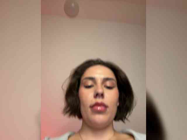 Milana_22 webcam