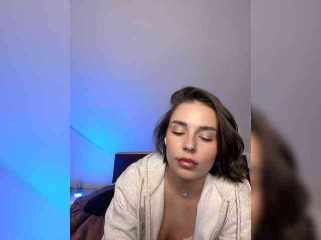 Milana_22 webcam