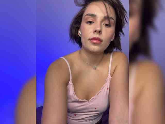 Milana_22 webcam
