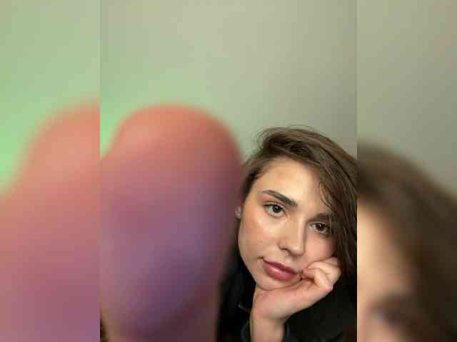 Milana_22 webcam