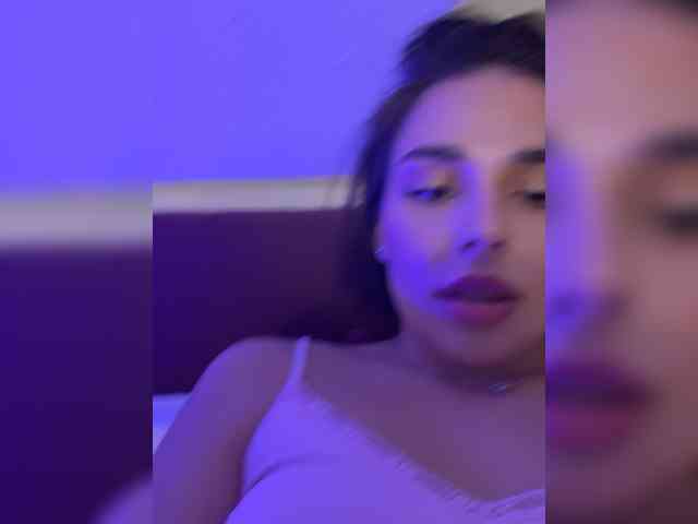 Milana_22 webcam