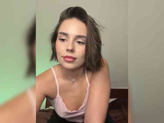 Milana_22 webcam