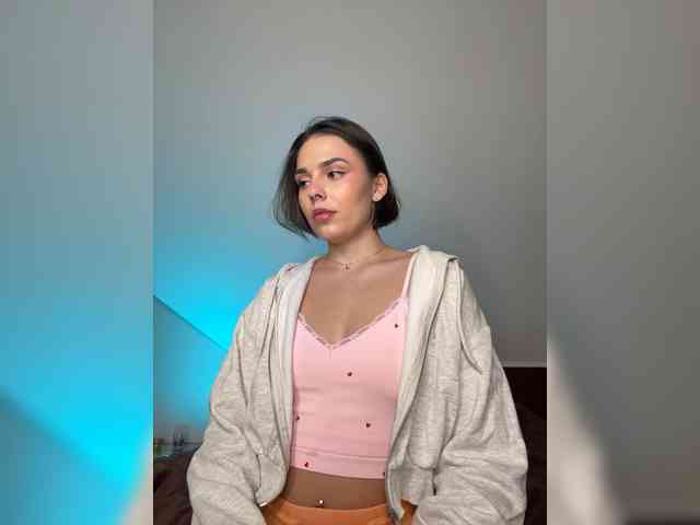 Milana_22 webcam