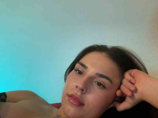 Milana_22 webcam