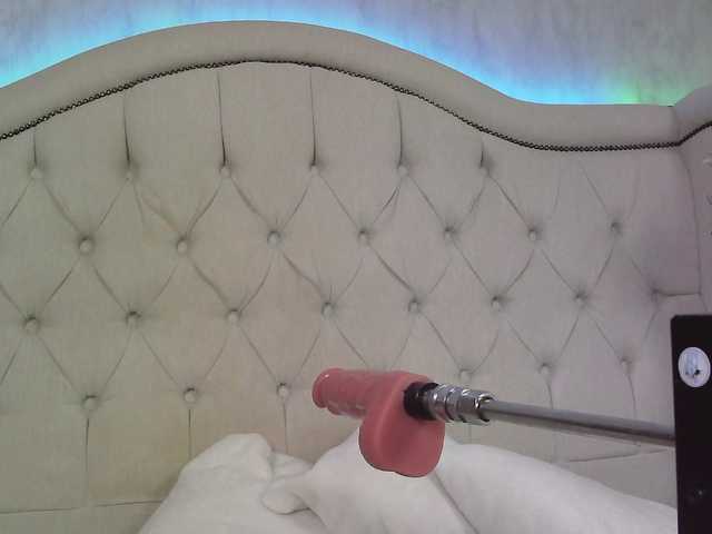 CarolSlut1985's BongaCams show and profile