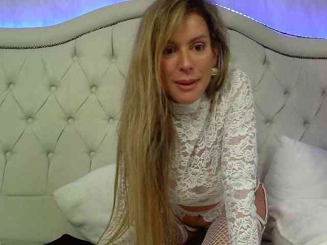 Carol_Ass webcam