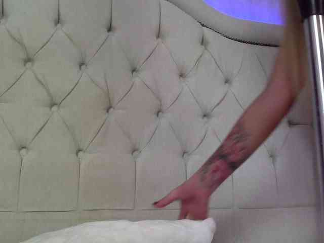 CarolSlut1985 CarolSlut1985