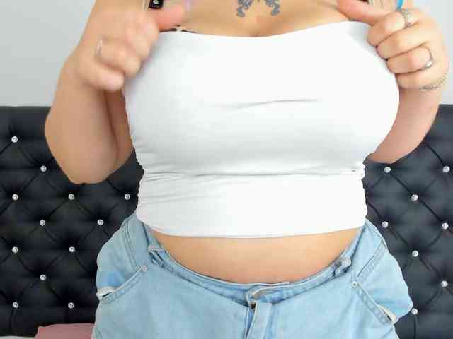 LunaSexFantasy webcam