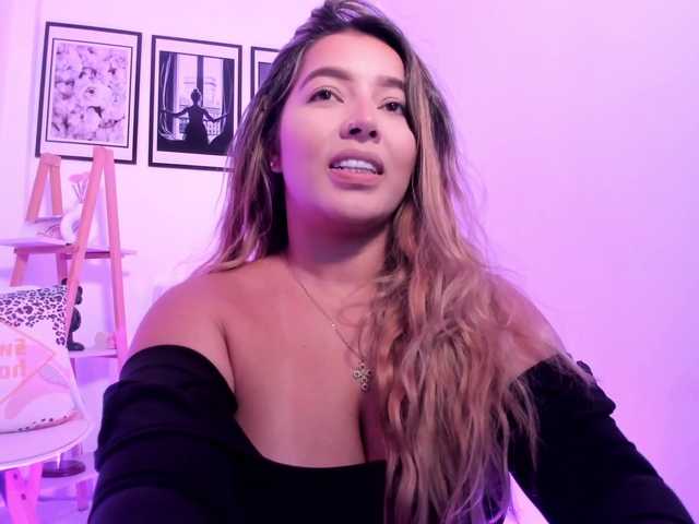 sofihill's BongaCams show and profile