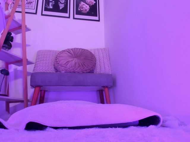 sofihill's BongaCams show and profile