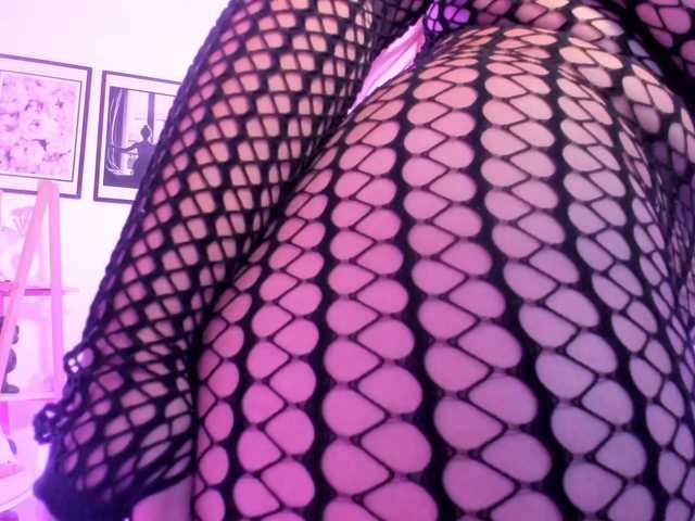 sofihill's BongaCams show and profile