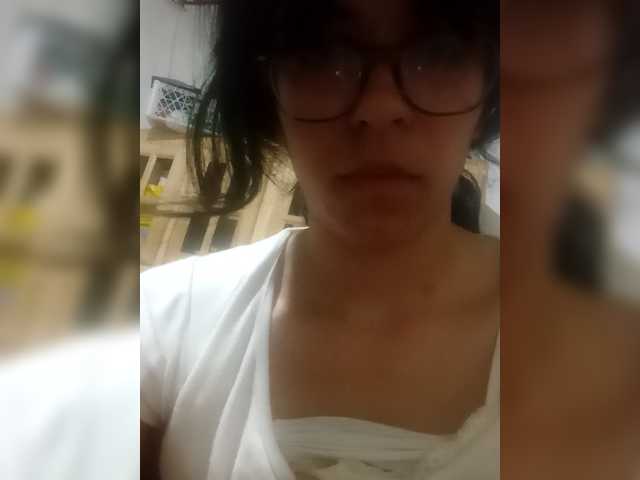 Girl223's BongaCams show and profile