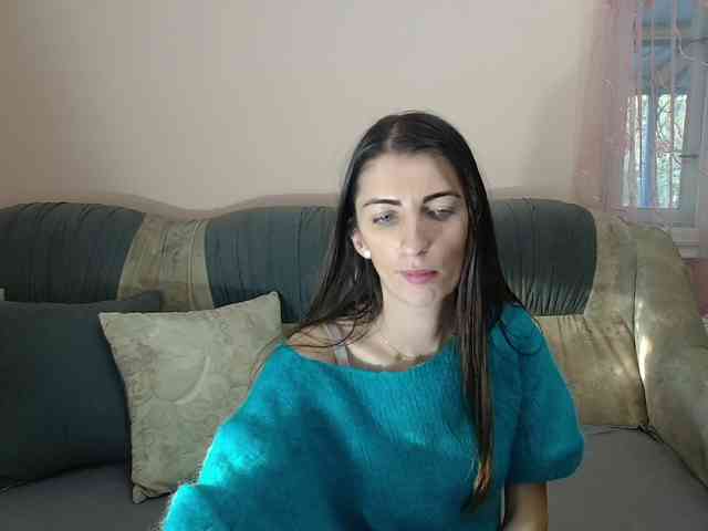 ella-myst webcam