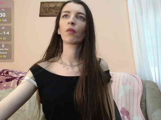 ella-myst webcam