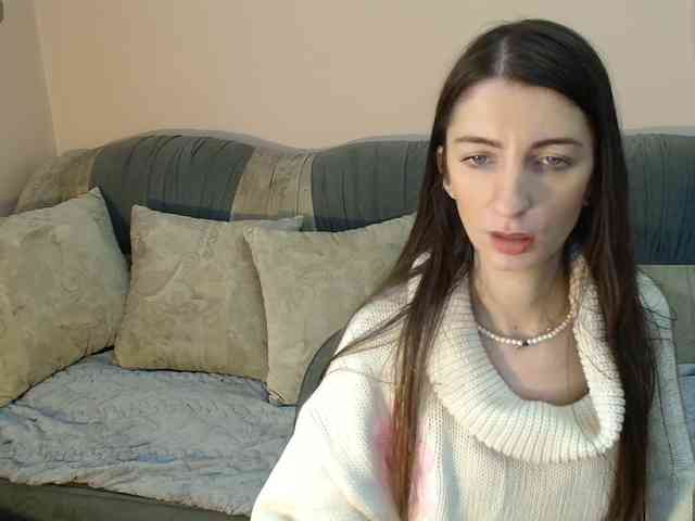 ella-myst webcam