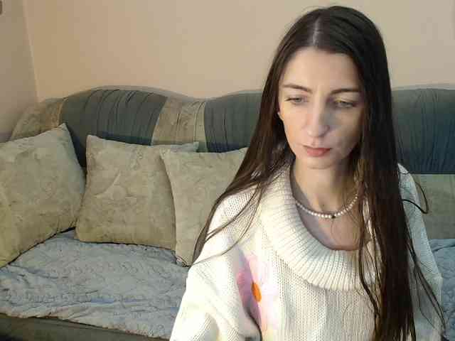 ella-myst webcam