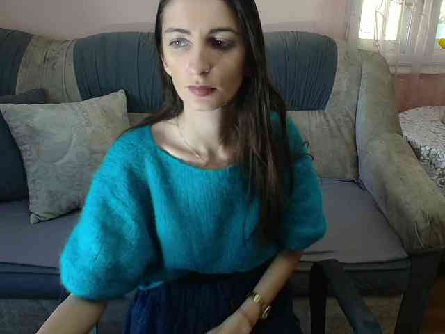 ella-myst webcam