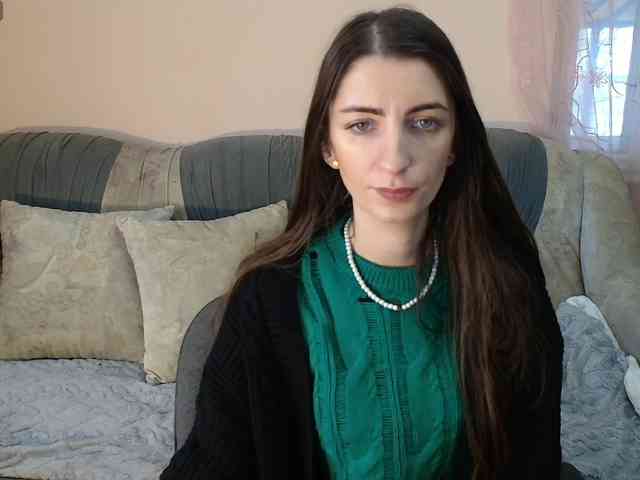 ella-myst webcam