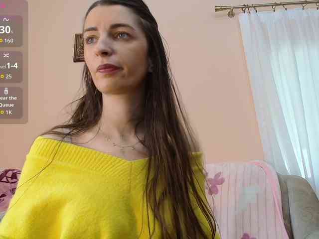 ella-myst webcam