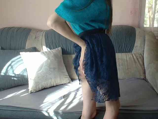 ella-myst webcam
