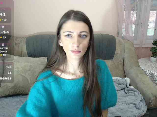 ella-myst webcam