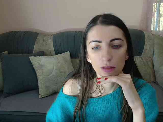ella-myst webcam