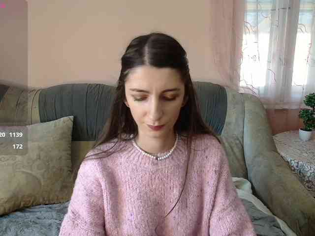 ella-myst webcam