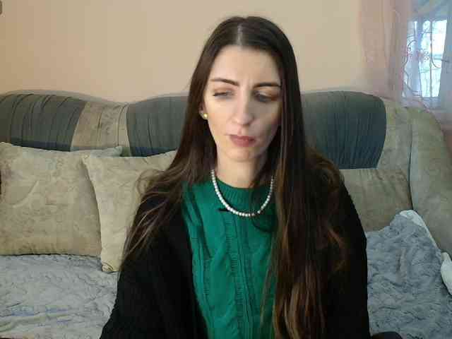 ella-myst webcam