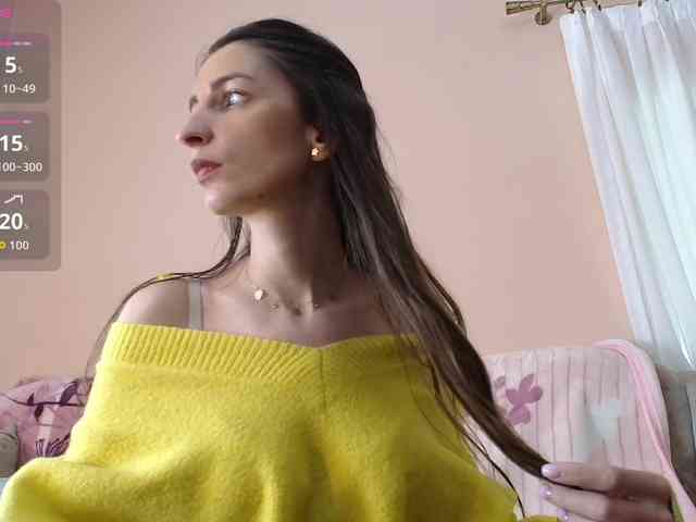ella-myst webcam