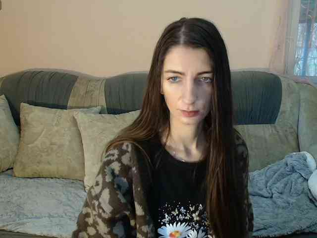 ella-myst webcam