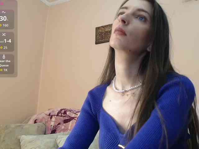 ella-myst webcam