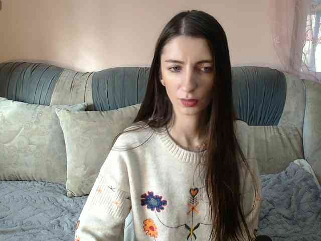 ella-myst webcam