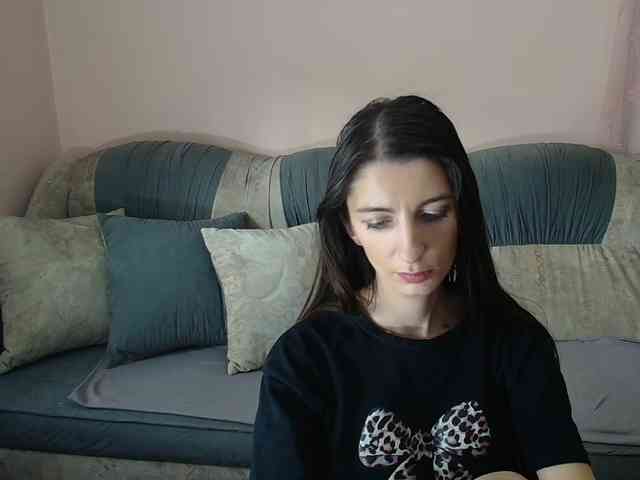 ella-myst webcam