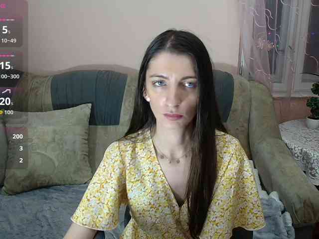 ella-myst webcam