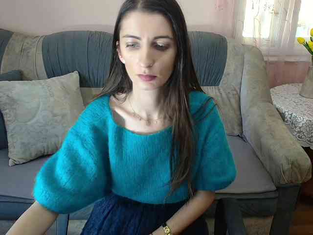 ella-myst webcam
