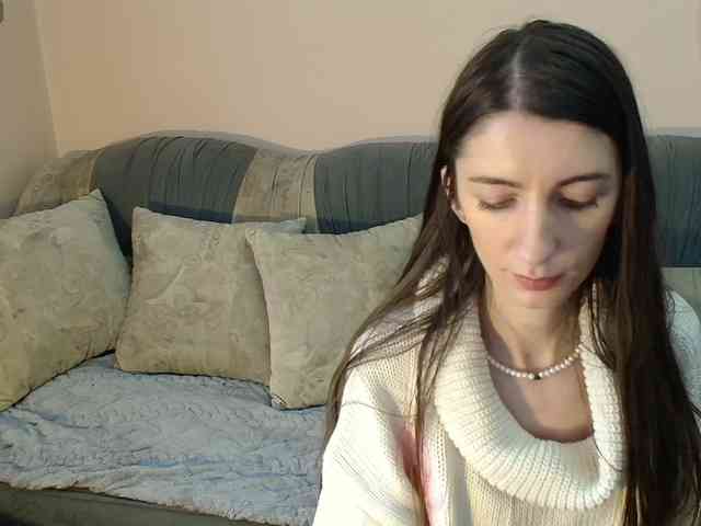 ella-myst webcam