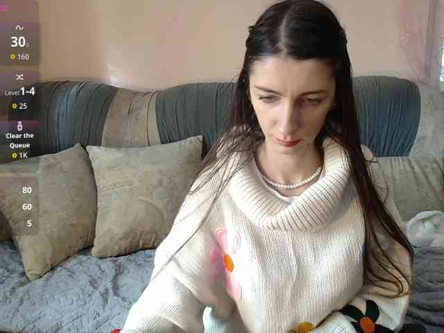 ella-myst webcam