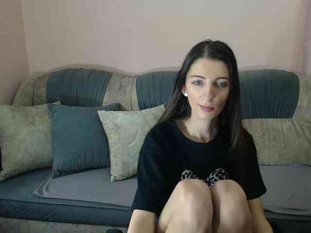 ella-myst webcam