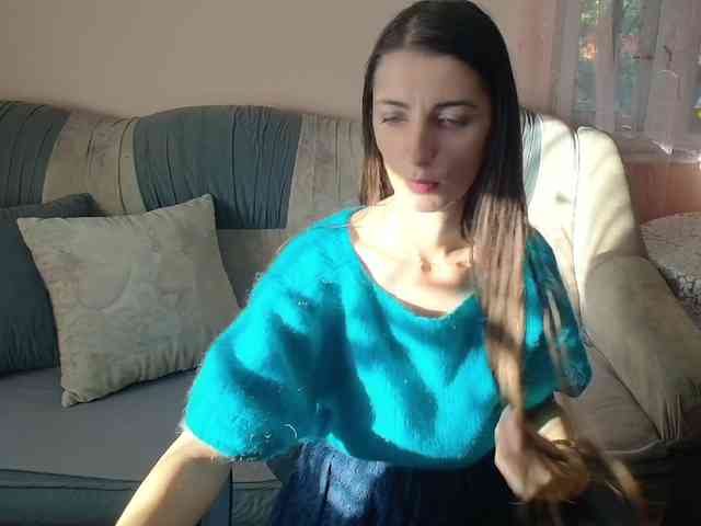 ella-myst webcam